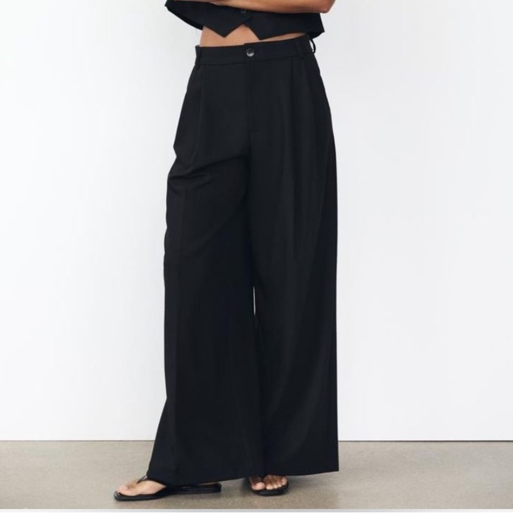 Zara Black Double  Pleated Wide-Leg Trousers
